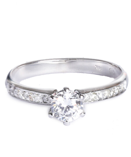 טבעת יהלום דקה