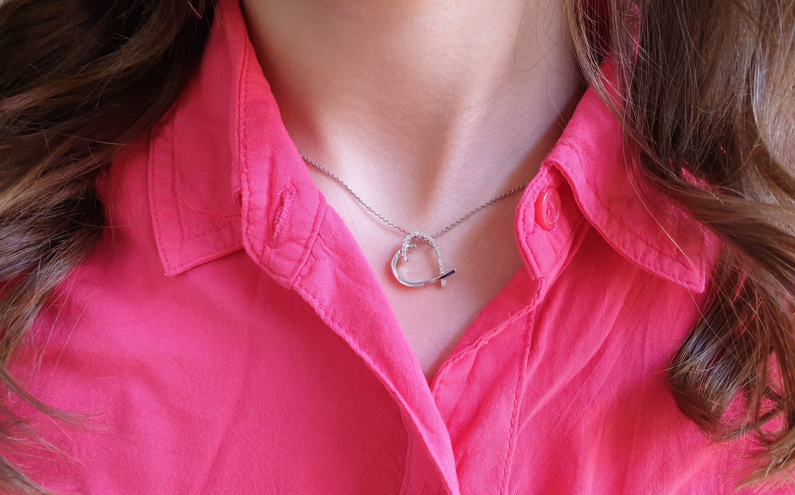 תליון לב זהב לבן משובץ יהלומים – תמונה 2