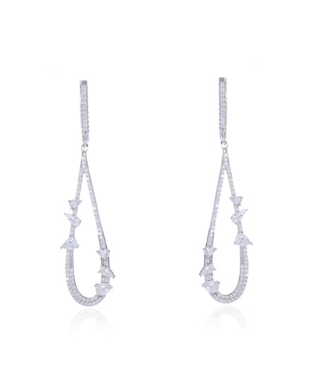 עגילי טיפה עם אבנים בגדלים שונים