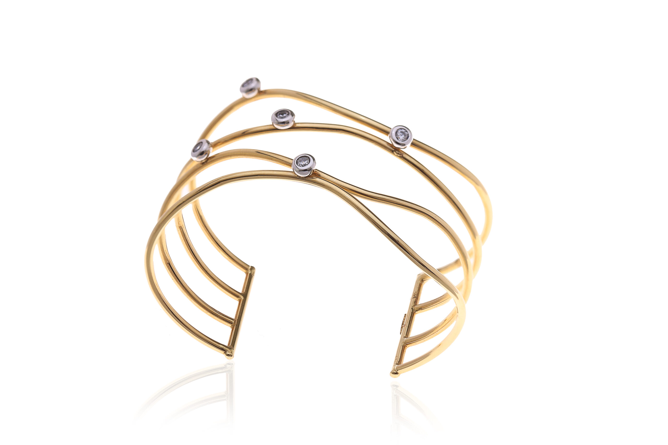 צמיד התווים המוזהב🎶